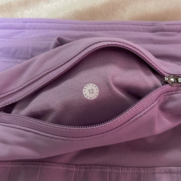 Lululemon skirt - Picture 4 of 4